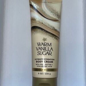 Bath & Body Works Warm Vanilla Sugar – 8oz Hydration Body Cream – 24HR Moisture